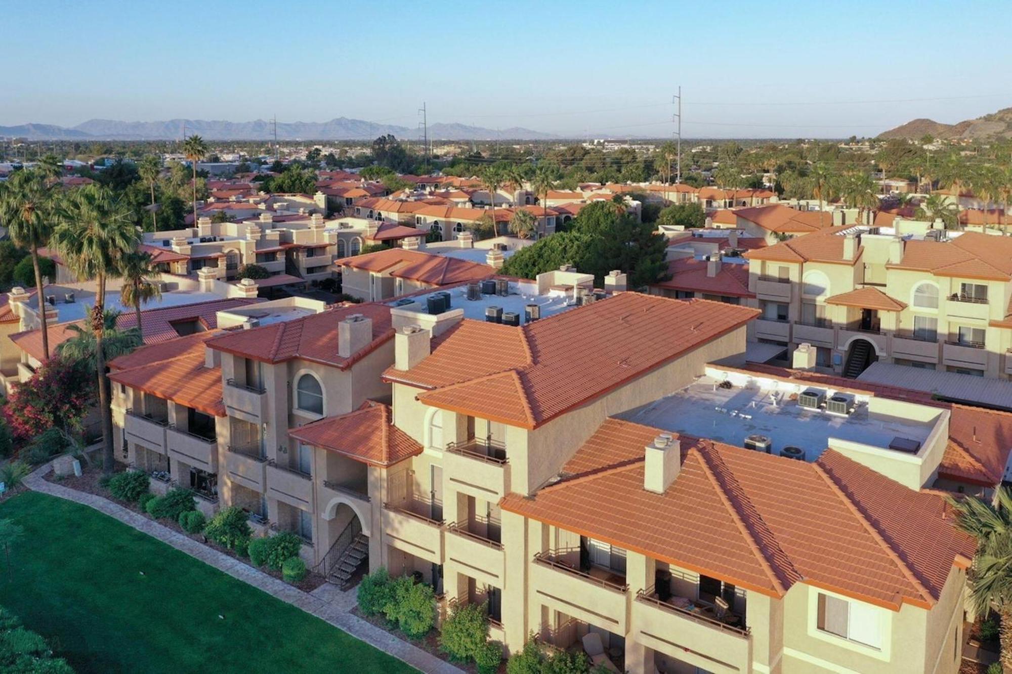 Mountain Vista Resort: Gated Community with Pools and Hiking Access Phoenix Exterior photo